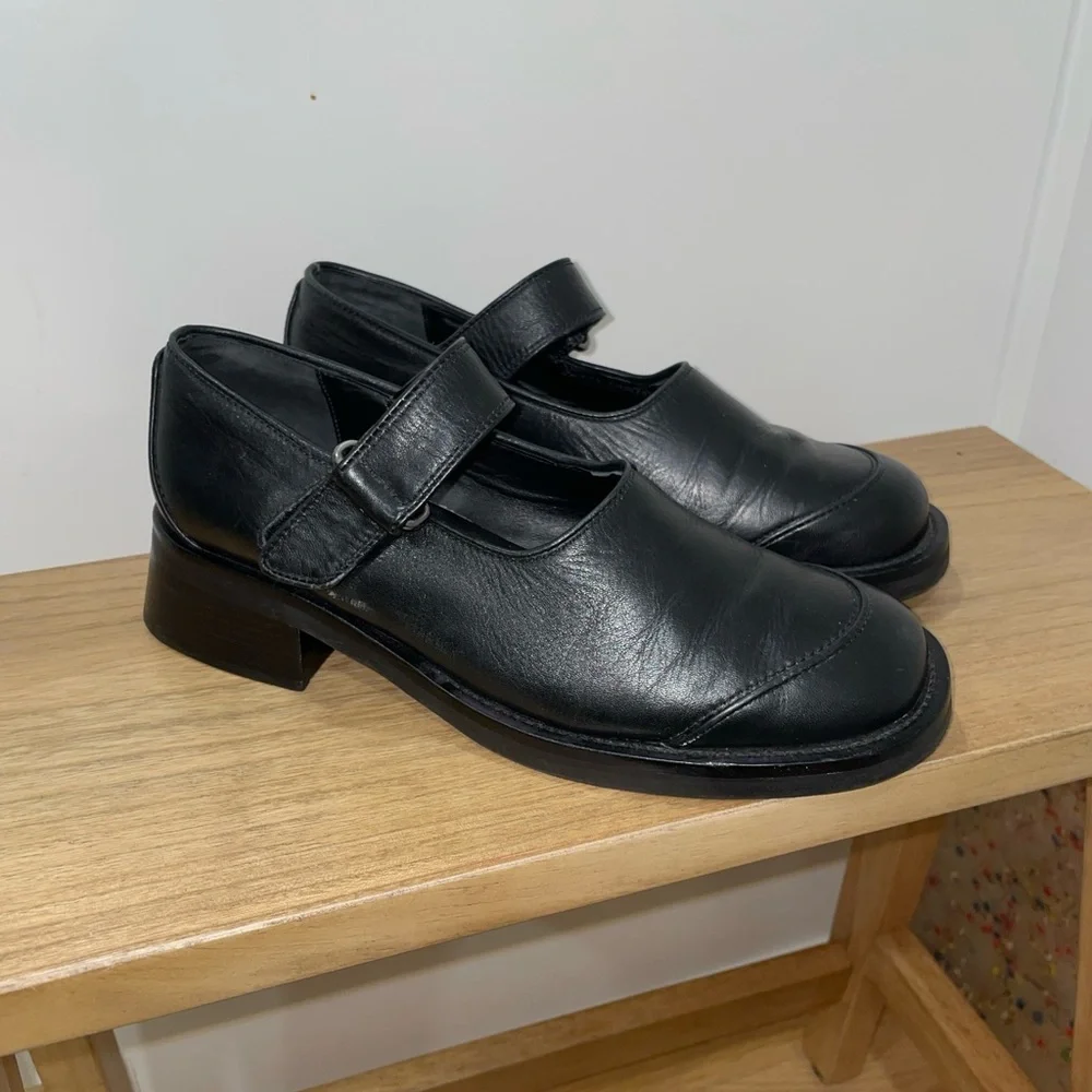 Cole Haan Women Black Shoes Sz 6.5B
